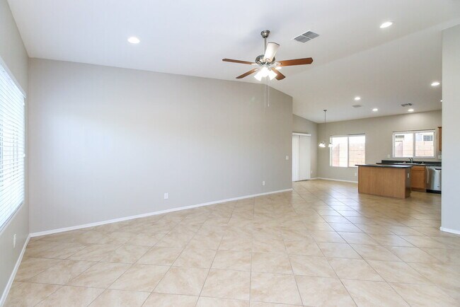 2694 E Hickory St Gilbert, AZ 85298 photo 4
