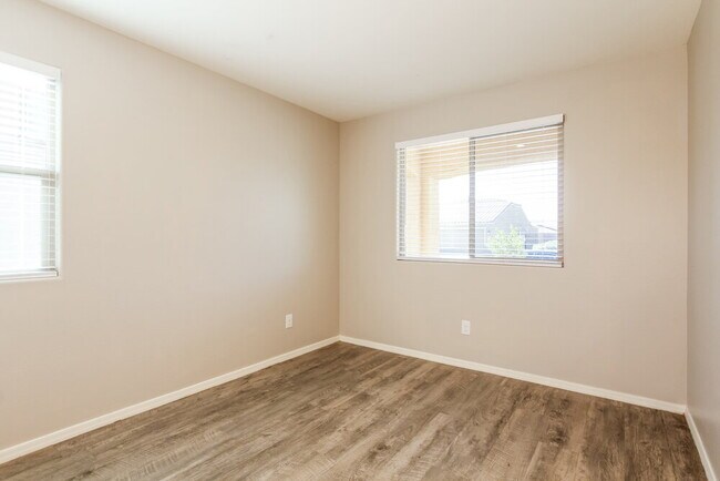 25422 W Lamont Ave Buckeye, AZ 85326 photo 5