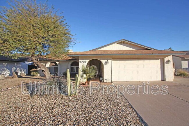 5736 W Angela Dr Glendale, AZ 85308 photo 2