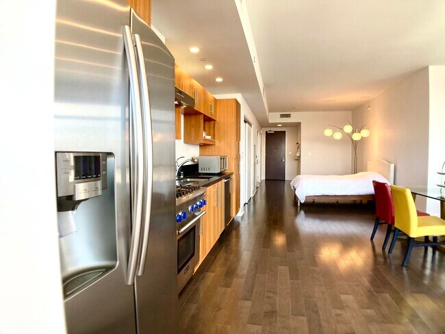 88 E San Fernando St San Jose, CA 95113 photo 3