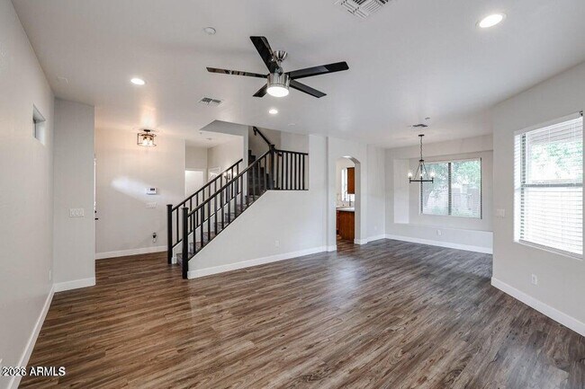 15881 N 74th Ave Peoria, AZ 85382 photo 5