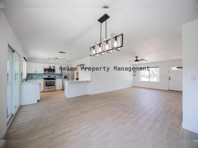 2519 W Vineyard Rd Tempe, AZ 85282 photo 4