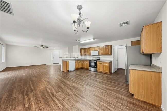 175 W Santa Gertrudis Trail San Tan Valley, AZ 85143 photo 4
