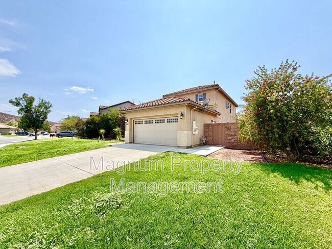 36367 Sicily Ln Winchester, CA 92596 photo 3