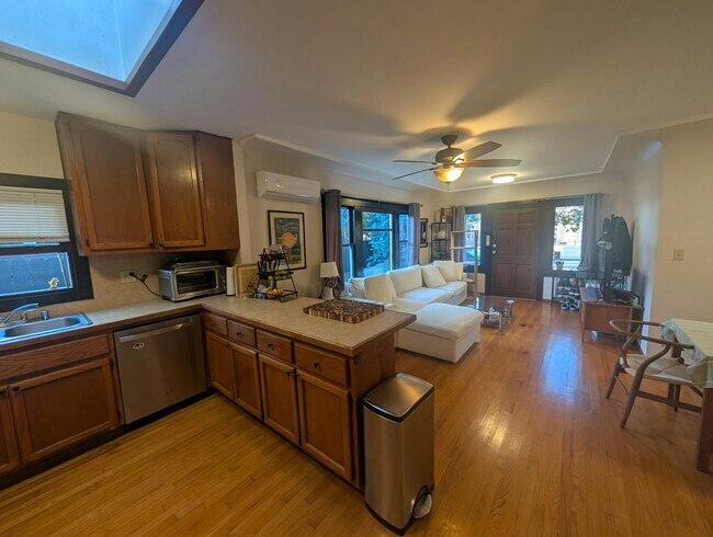 3035 Thorn St San Diego, CA 92104 photo 5