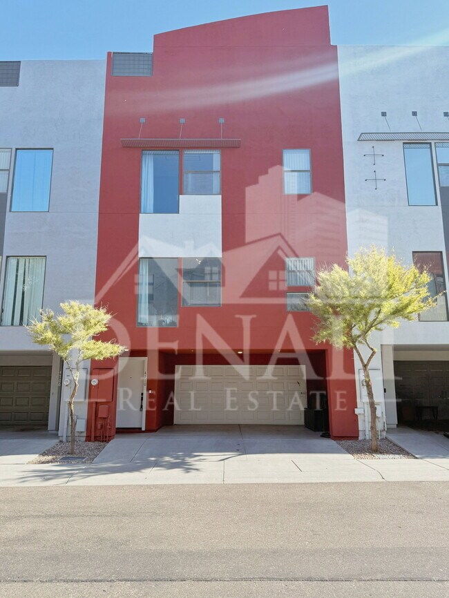 4710 E Culver St photo 2