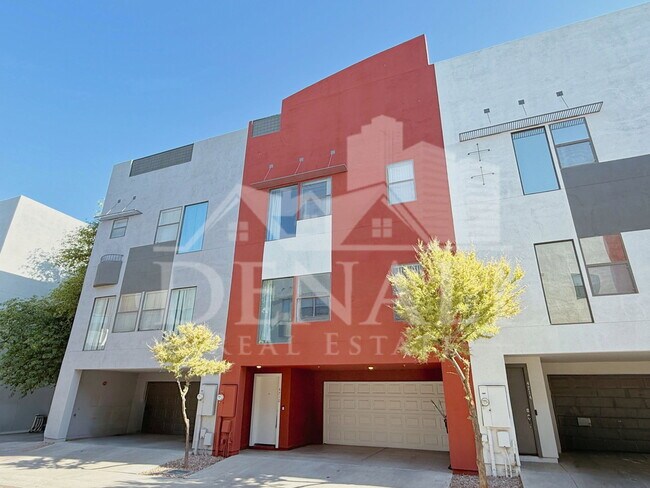 4710 E Culver St photo 3