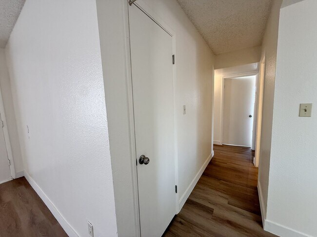 15420 N 23rd Dr Phoenix, AZ 85023 photo 2