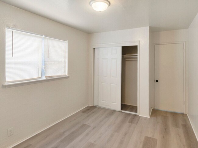 Charming 3-bedroom, 2-bath Home photo 5
