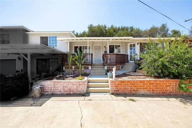 2576 Green Hills Way Vista, CA 92084 photo 4