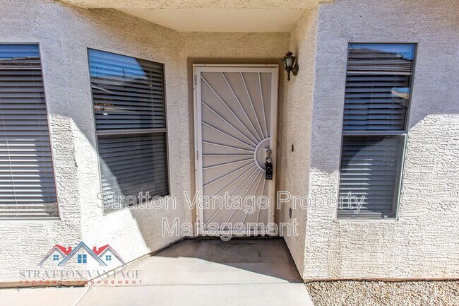 12913 W Palm Ln Avondale, AZ 85392 photo 2