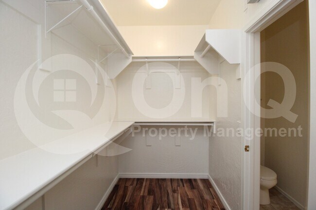 1225 N 36th St Phoenix, AZ 85008 photo 4