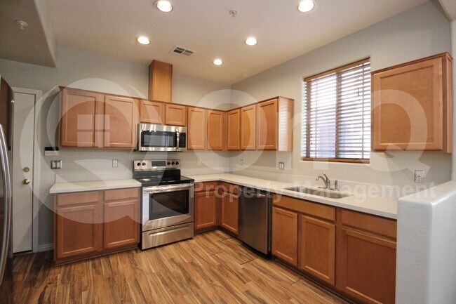 1225 N 36th St Phoenix, AZ 85008 photo 5
