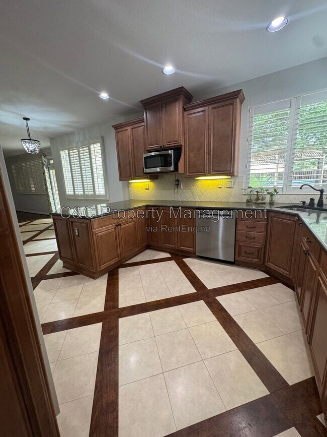 5BR/3BA Single Family House on Mount Powell Ct · Antioch photo 5