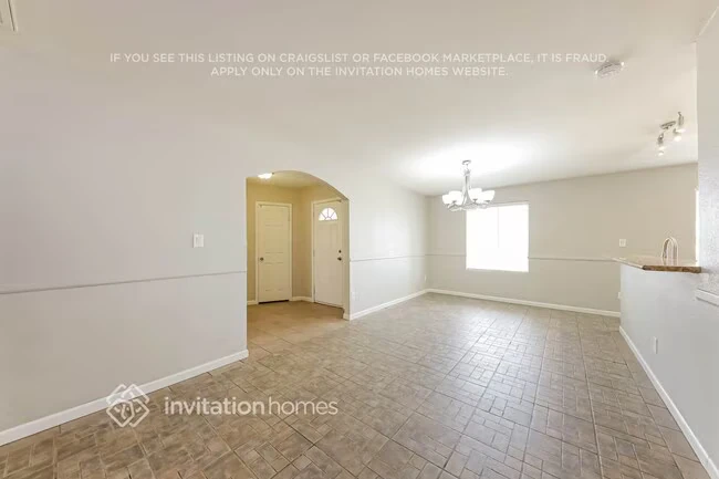 601 W Oraibi Dr Phoenix, AZ 85027 photo 5