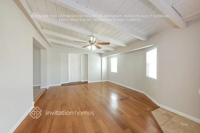 601 W Oraibi Dr Phoenix, AZ 85027 photo 3