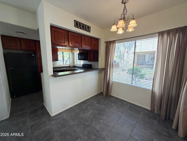 7008 E Gold Dust Ave Paradise Valley, AZ 85253 photo 4