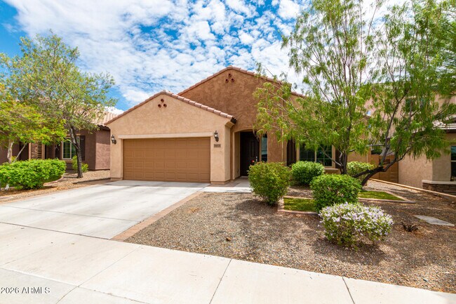 1019 W Spur Dr Phoenix, AZ 85085 photo 2