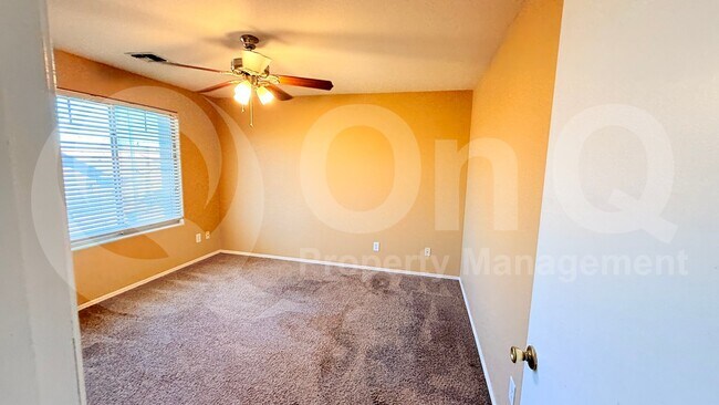 1145 E Locust Dr Chandler, AZ 85286 photo 4