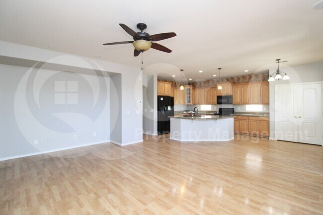 1467 E Chestnut Ln Gilbert, AZ 85298 photo 3