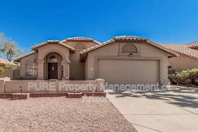 9737 S Darrow Dr Tempe, AZ 85284 photo 2