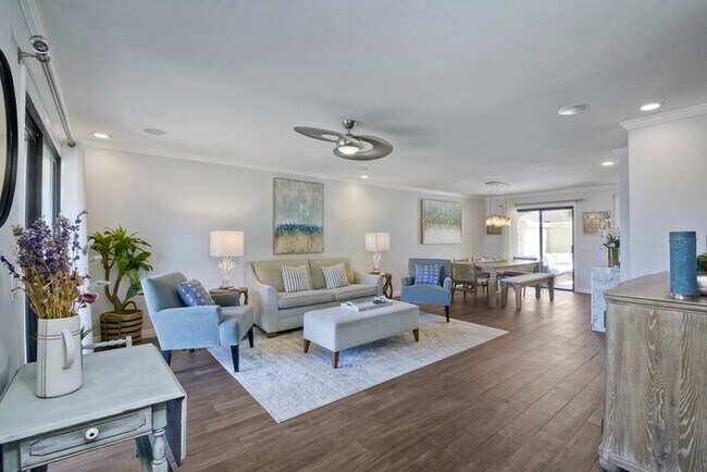 288 Chinquapin Ave Carlsbad, CA 92008 photo 2