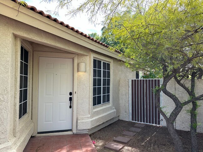 6009 E Sayan Cir Mesa, AZ 85215 photo 2