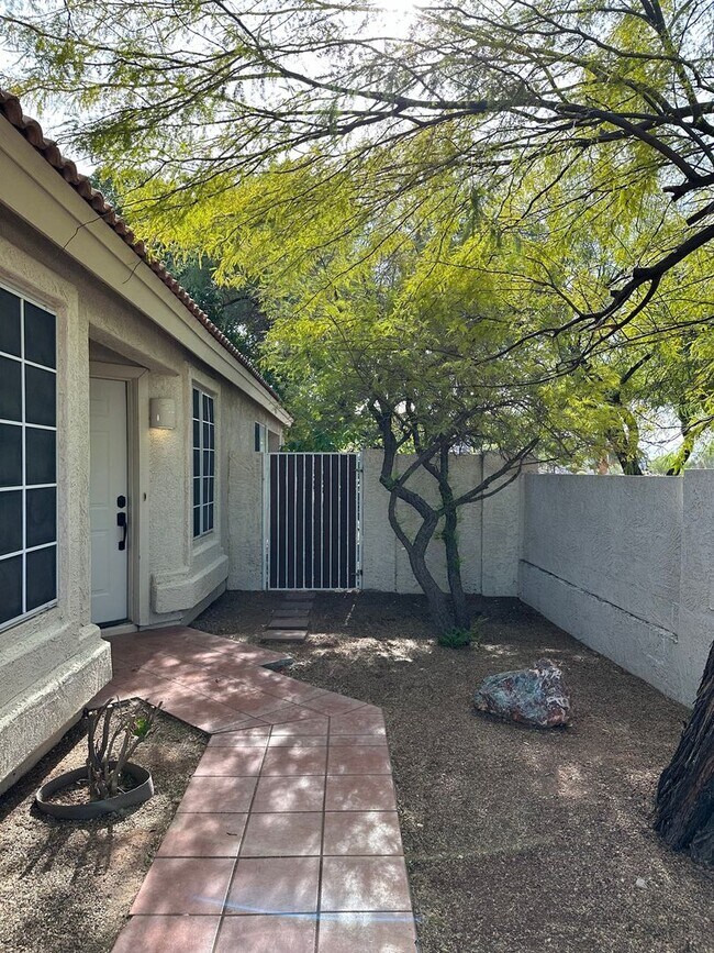 6009 E Sayan Cir Mesa, AZ 85215 photo 3