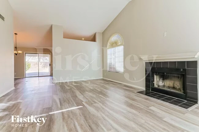 1380 W Gary Dr Chandler, AZ 85224 photo 2