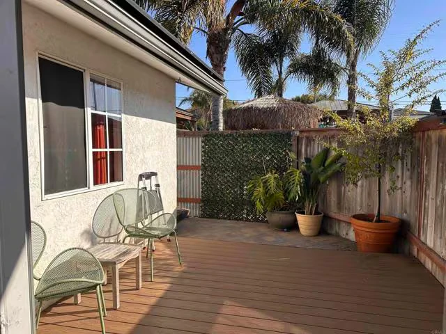 3890 Margaret Way Carlsbad, CA 92008