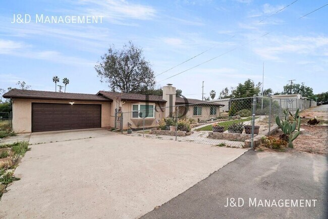 151 Bonita Pl El Cajon, CA 92021 photo 3