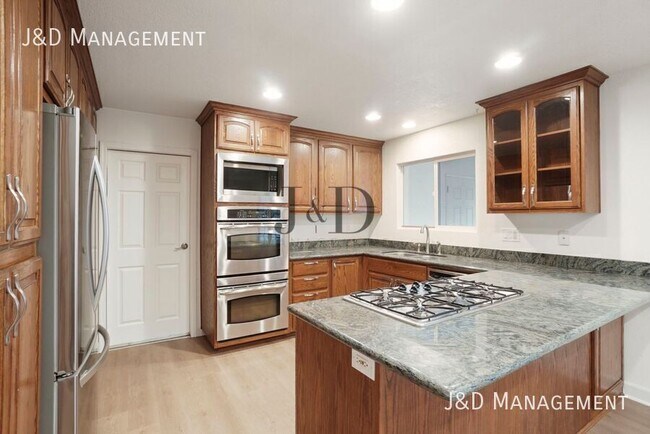 151 Bonita Pl El Cajon, CA 92021 photo 4