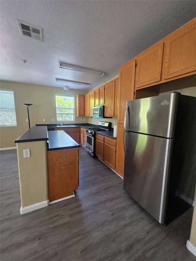 4529 Northern Moon Way photo 3