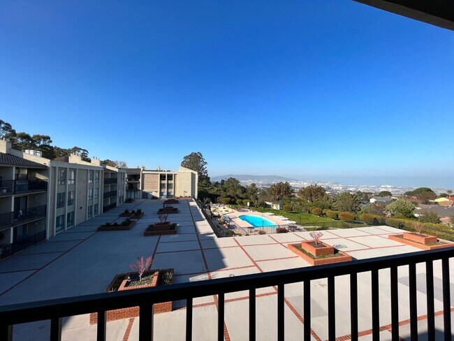 1550 Frontera Way Millbrae, CA 94030 photo 2