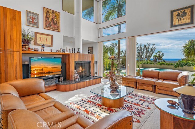 3028 Overhill Dr Vista, CA 92084