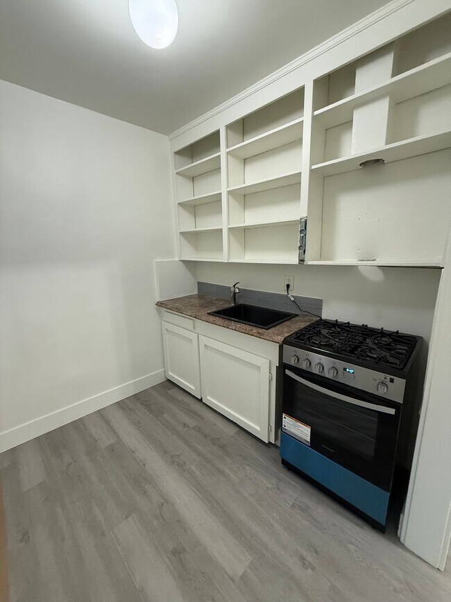 14755 Armstrong Woods Rd Guerneville, CA 95446 photo 4