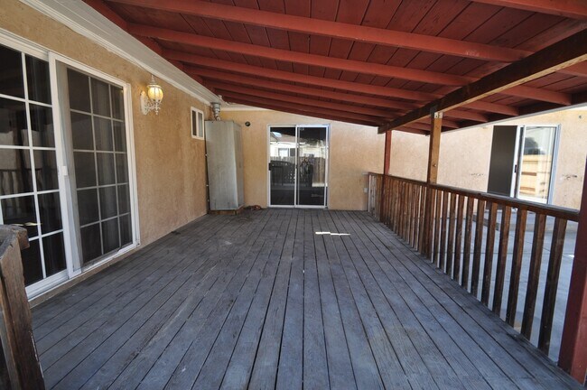5054 Rockford Dr San Diego, CA 92115 photo 2