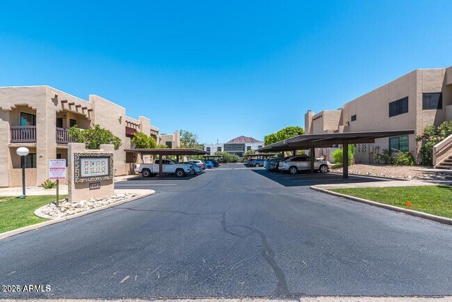 5402 E Windsor Ave Phoenix, AZ 85008 photo 3
