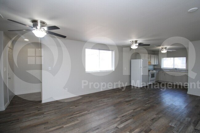 1702 S 4th St Phoenix, AZ 85004 photo 3