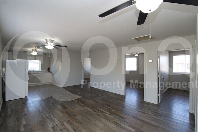 1702 S 4th St Phoenix, AZ 85004 photo 5