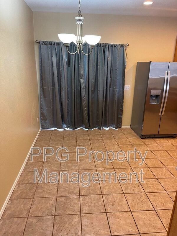 11566 N 154th Ln Surprise, AZ 85379 photo 3
