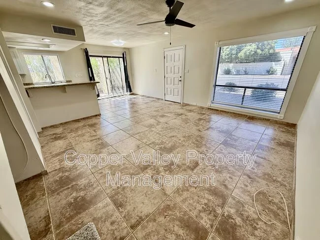 8601 S 48th St Phoenix, AZ 85044 photo 2