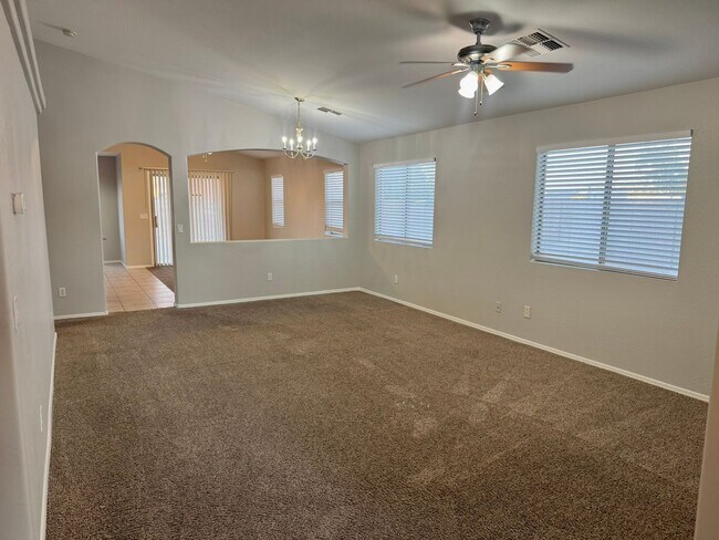 11329 W Elm St Phoenix, AZ 85037 photo 3