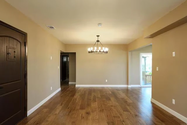 4960 Vista Pl San Diego, CA 92116 photo 5