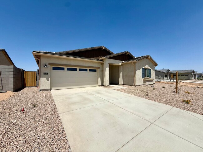 634 W Red Hawk Ct Casa Grande, AZ 85122 photo 2