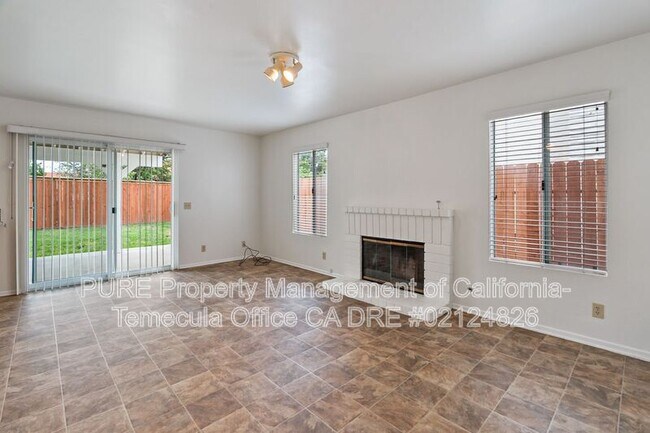 42355 Maskuaz Ct Temecula, CA 92592 photo 3
