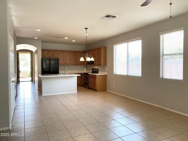 1376 E Mia Ln Gilbert, AZ 85298 photo 3