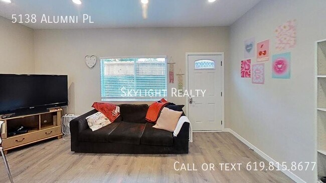 5138 Alumni Pl San Diego, CA 92115 photo 2