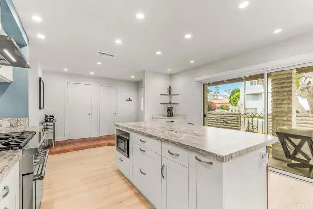 2462 Lozana Rd Del Mar, CA 92014 photo 5