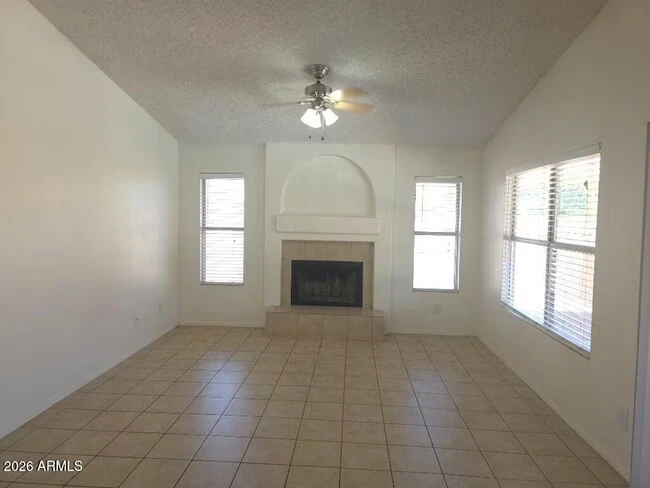 3402 E Oraibi Dr Phoenix, AZ 85050 photo 5